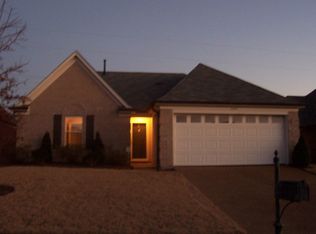 1226 Breezy Valley Dr, Cordova, TN 38018
