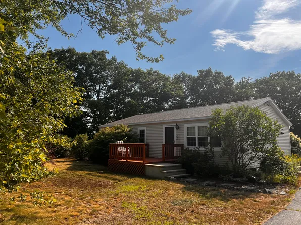 11 Michelle Way, Saco, ME 04072
