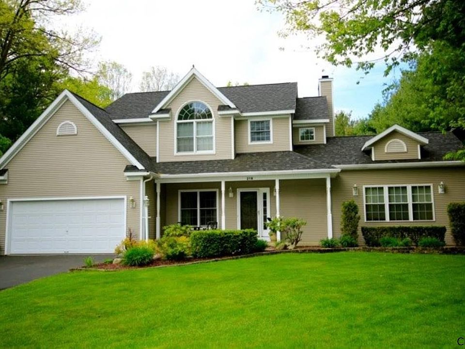 1st image of 218 Sundew Dr