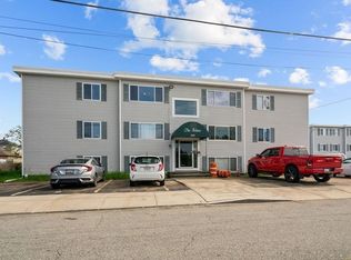 239 Glasgow St APT 10, Fall River, MA 02721