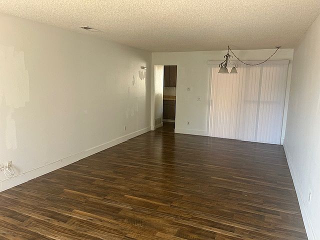 living room / dining room