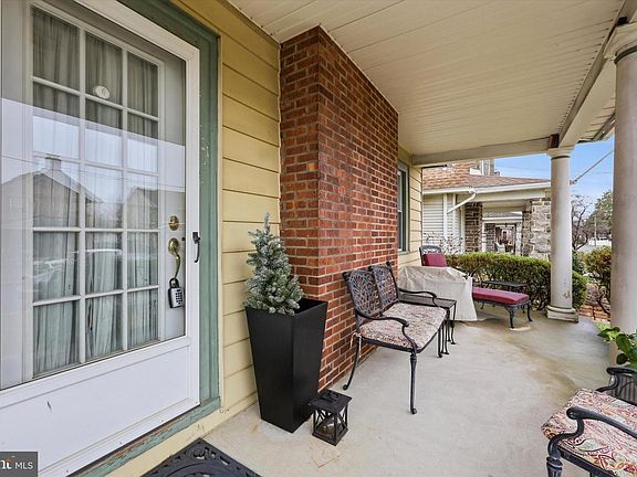 5th image of 148 Sycamore Rd