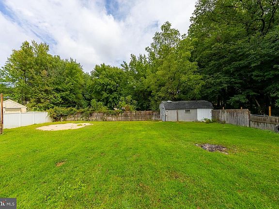 4th image of 11 Leap Ct