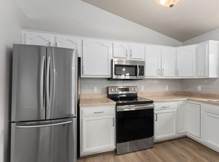 8208 S Hughes Ave #1, Sioux Falls, SD 57108