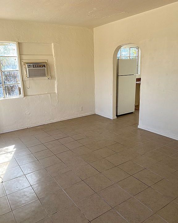 1st image of 2236 S 5th Ave Unit B