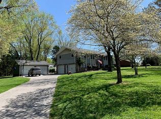 206 Asbury Dr, Maryville, TN 37804