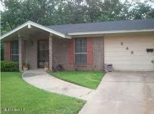 349 Melba Hill Dr, Jackson, MS 39209
