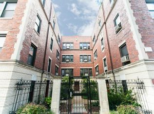 1004 W Belden Ave APT 304, Chicago, IL 60614