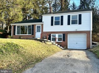 630 Hammond Rd, York, PA 17406