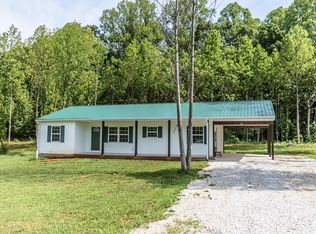212 Cornfield Ln, Appomattox, VA 24522