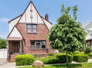 19631 45th Rd, Flushing, NY 11358