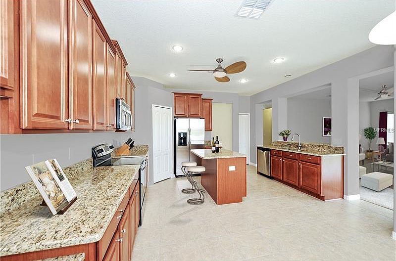2nd image of 11927 Sand Myrtle Rd