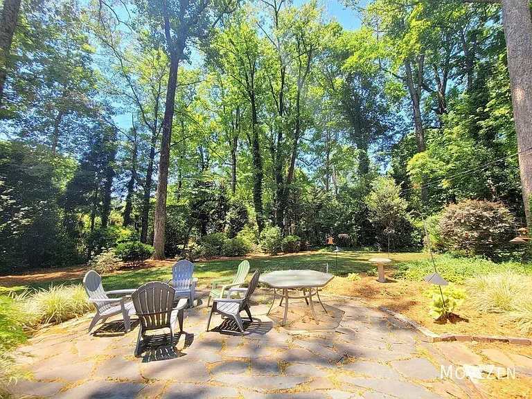3507 Henderson Rd — Photo 9