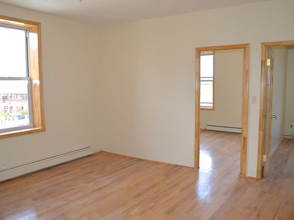 4th image of 464 New Jersey Ave