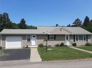 94 Lonsdale St, West Warwick, RI 02893