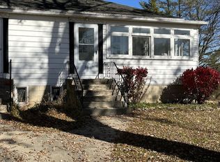 86 Fox Ave, Dundee, IL 60118