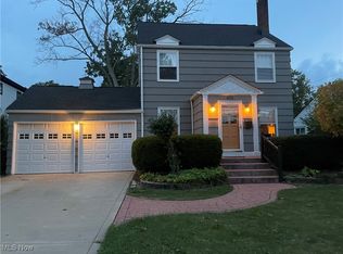 470 Columbia Rd, Bay Village, OH 44140