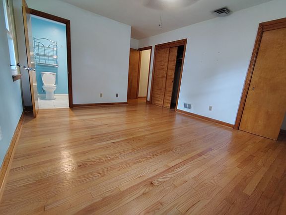 3rd image of 1630 Condor Ave