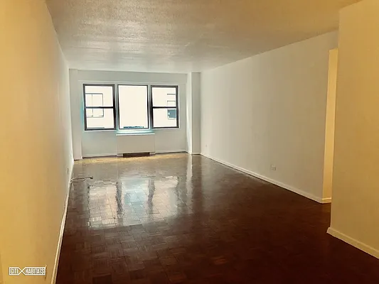 Rented by Citi Habitats | media 43