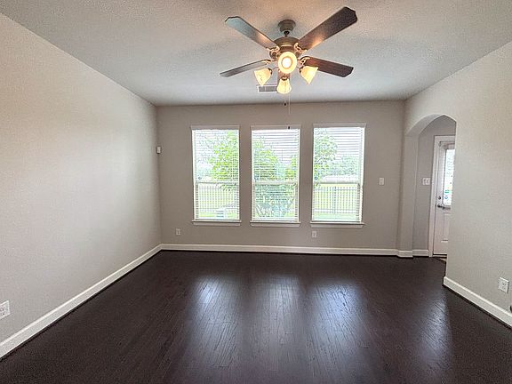 4th image of 9611 Knights Station Dr