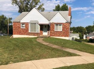 677 Bellsworth Ct, Saint Louis, MO 63125