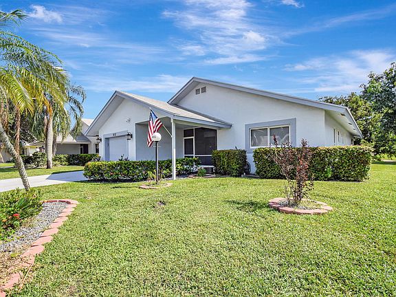 2nd image of 5411 Crystal Anne Drive