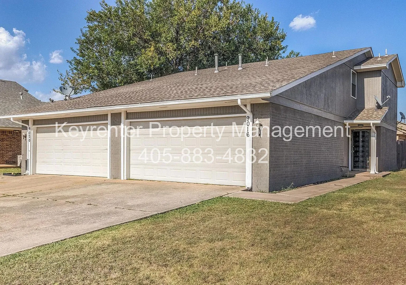 **25 Percent Off your First Month's Rent** Beautiful 2BD/2.5 BTH Home Right off of NW Expressway ... — Photo 1