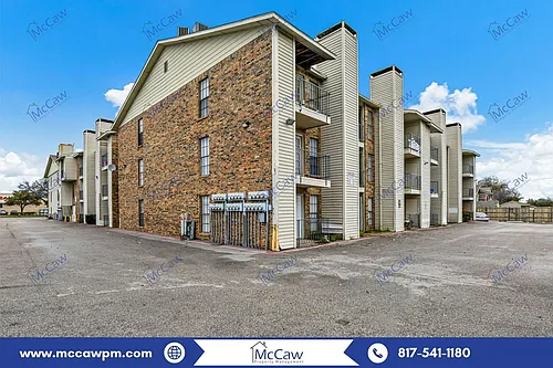 9520 Royal Ln Photo 1