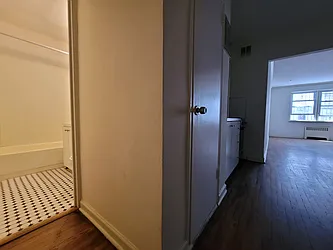 Rented by Julien Aractingi, LREB