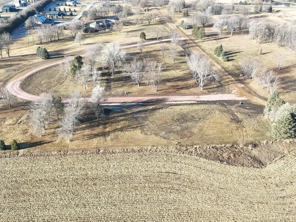 47538 Jademan Ct, Renner, SD 57055