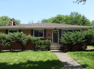 409 Hickory Dr, Itasca, IL 60143