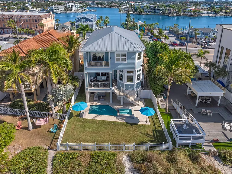 10042 Gulf Blvd — Photo 84
