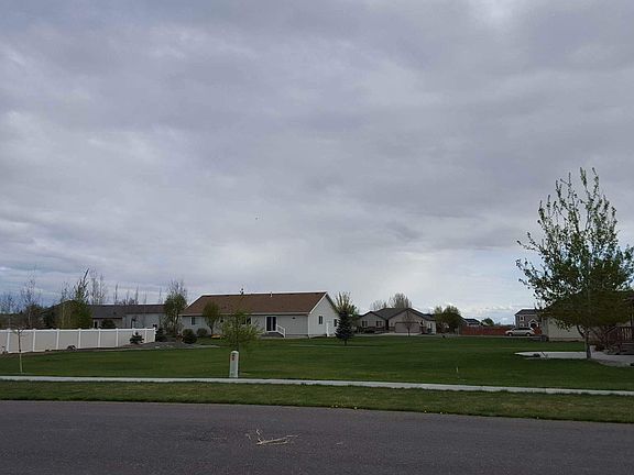 5th image of 505 Golden Willow Dr
