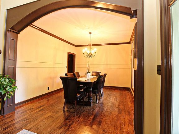 4th image of 4830 Tuckaway Ct