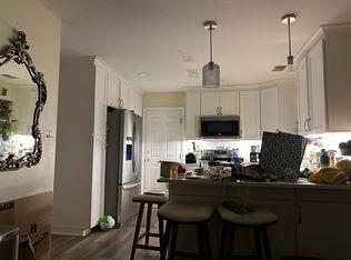 1316 Balcome Rd, Mount Pleasant, SC 29466