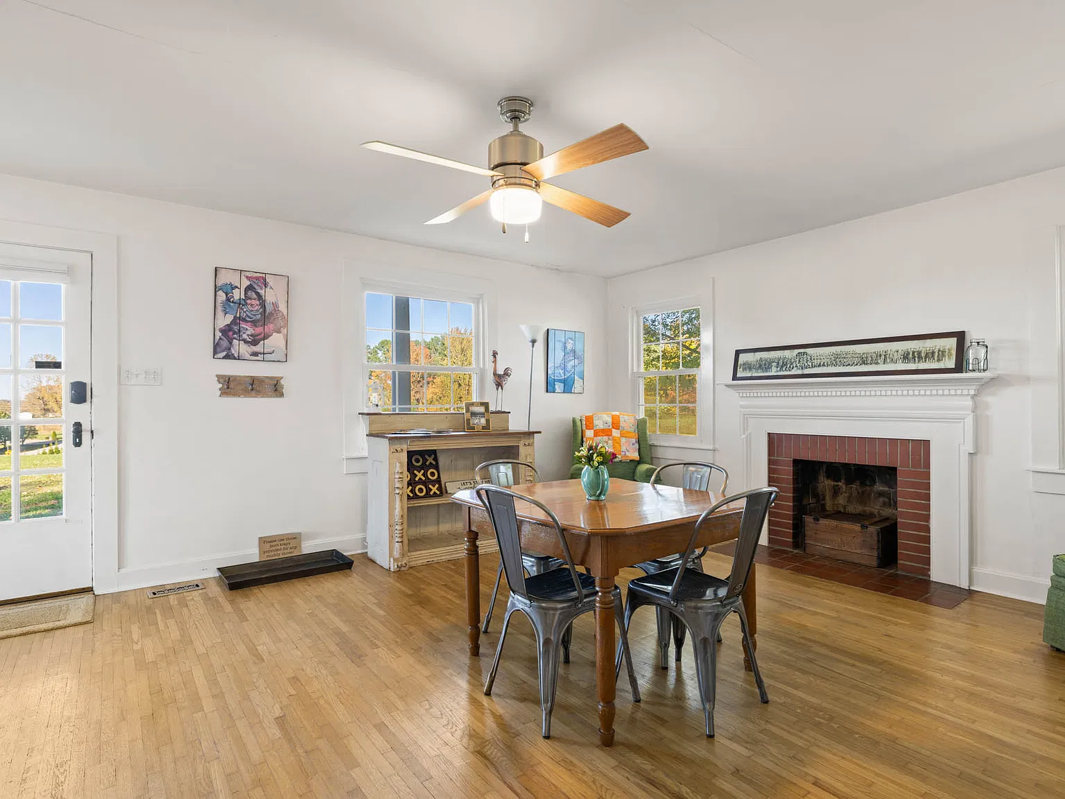 3 bed, 2000 sqft, $2,800 — Photo 4