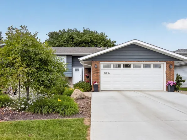 5414 17a Ave NW, Edmonton, AB T6L 1L2