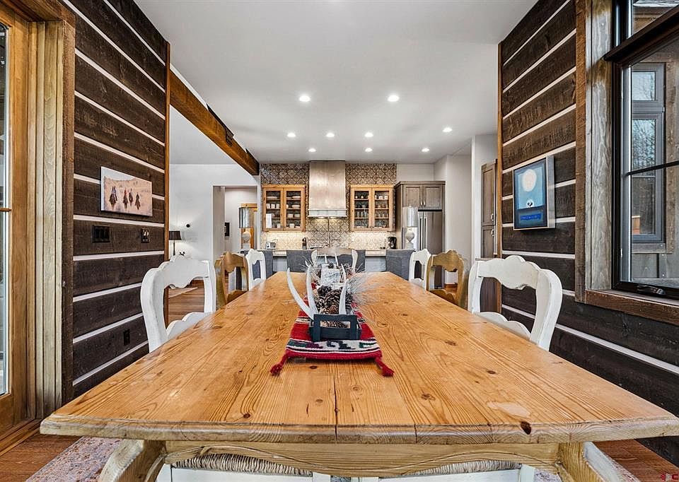 13th image of this home