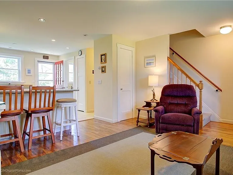 70 Carroll Ave #1113 — Photo 11
