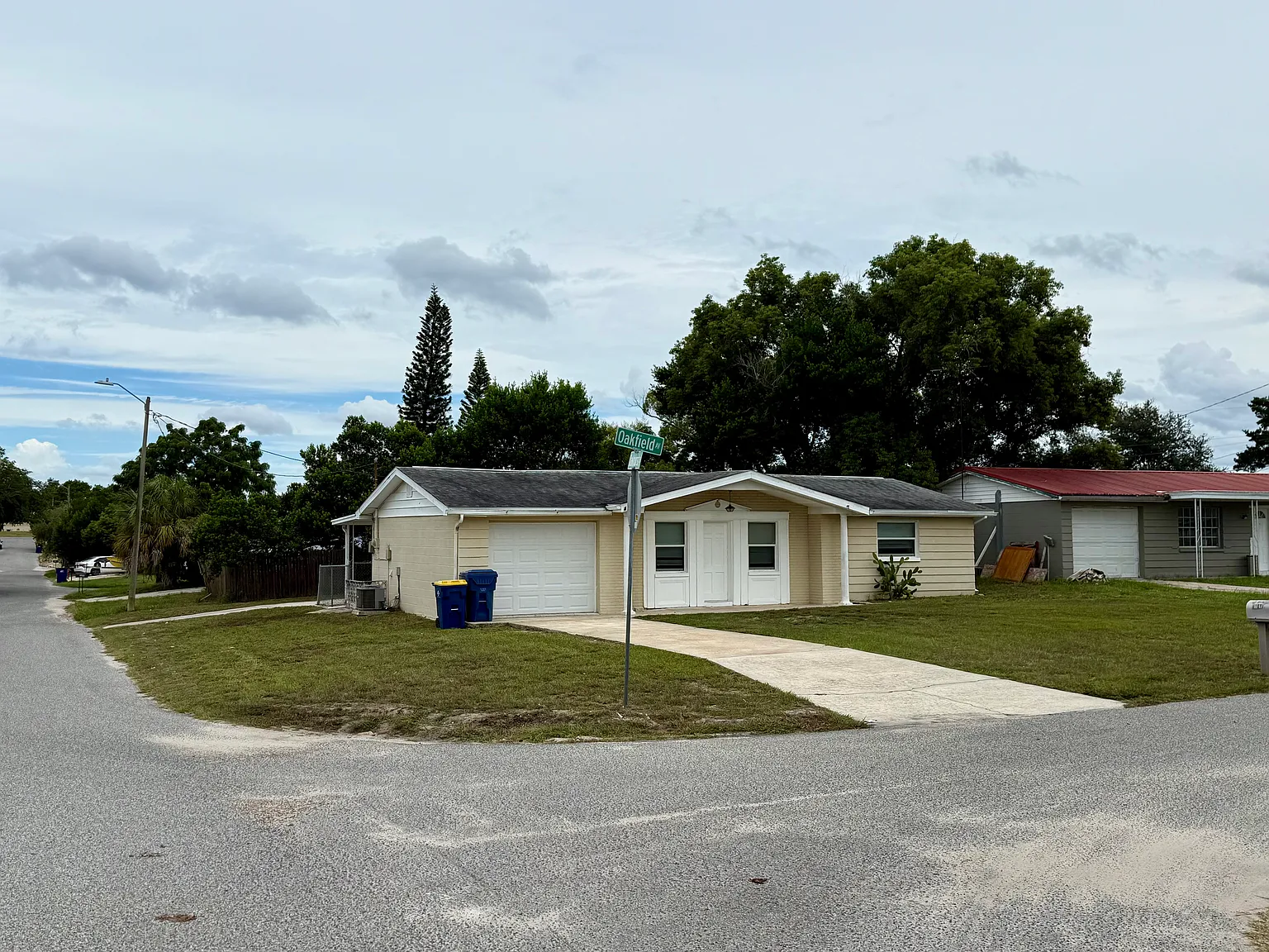 2 bed, 1200 sqft, $1,600 — Photo 2