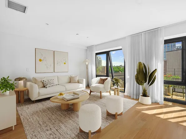 251 S 3rd St #Pha, Brooklyn, NY 11211