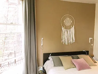 Rented by Rapid Realty Cobble Hill
