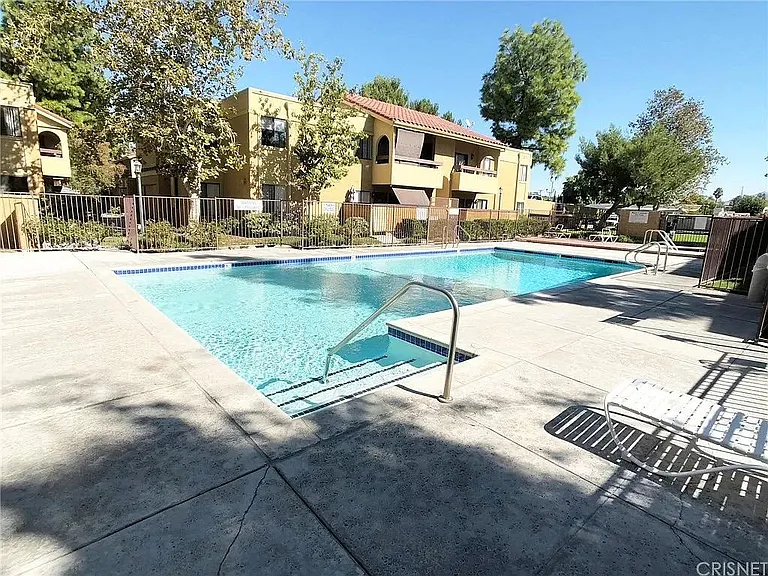 18756 Mandan St #1501 — Photo 9