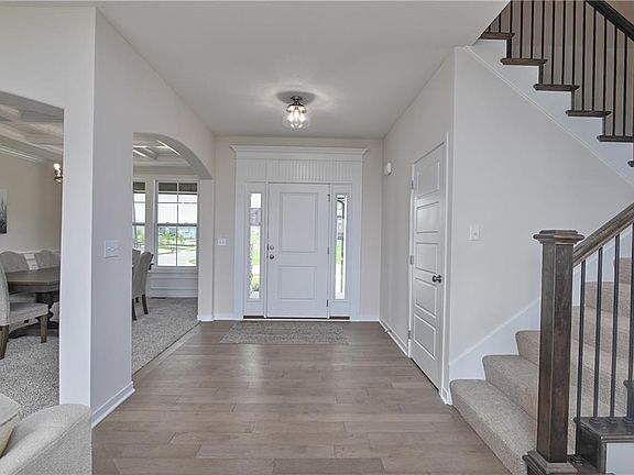 3rd image of 5839 McCormick Dr