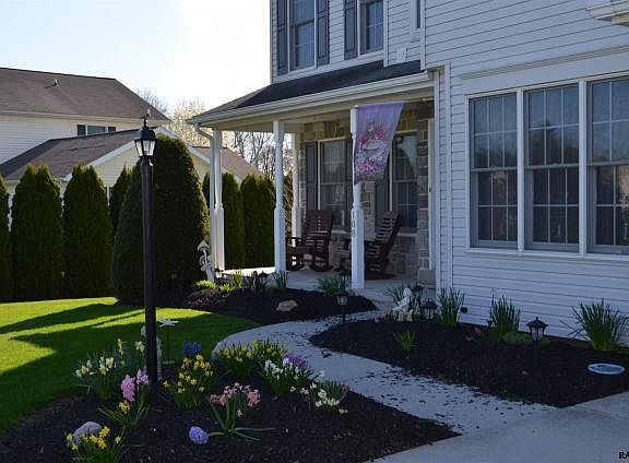 2nd image of 108 Aspen Dr
