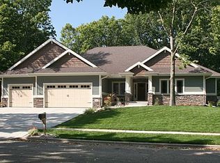 1426 Red Cloud Ln, Madison, WI 53704