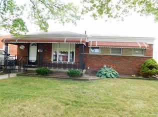 25075 Ronald St, Roseville, MI 48066