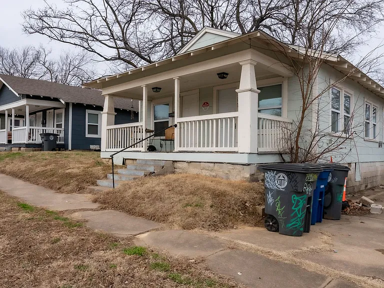 Archer Duplexes — Photo 15