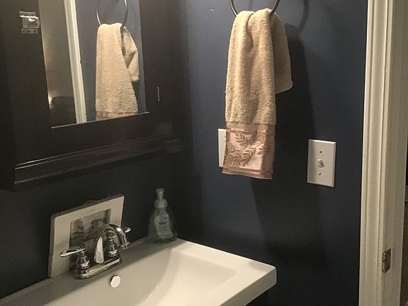 5th image of 4678 Myrtle Hill Dr