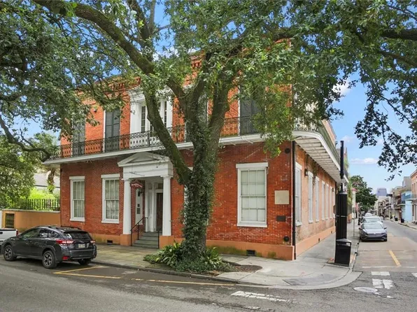 1350 Bourbon St APT 17, New Orleans, LA 70116